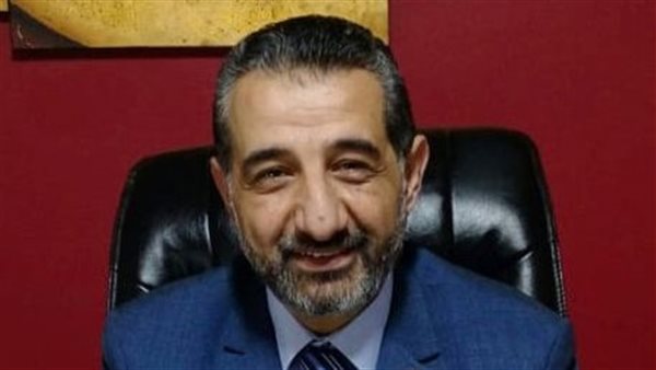  عمرو السمدوني، سكرتير