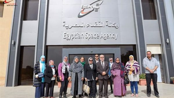 خلال الزيارة