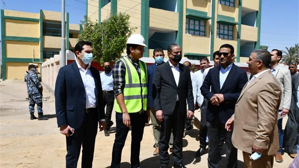 جولة المحافظ 