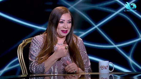 الفنانة انتصار