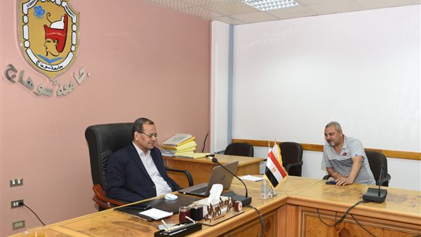 الدكتور مصطفي عبدالخالق