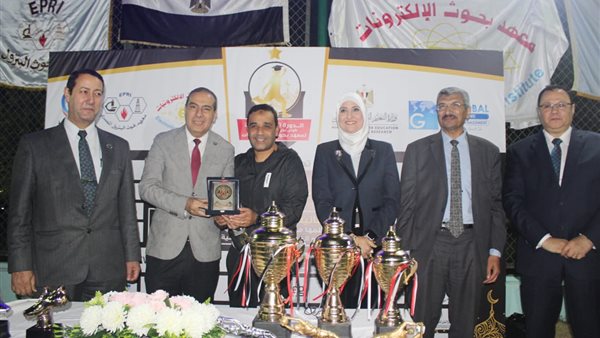 طلاب الجامعات 