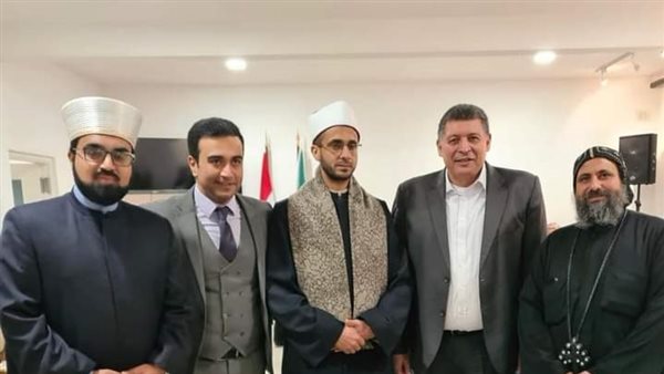 خلال الإفطار 