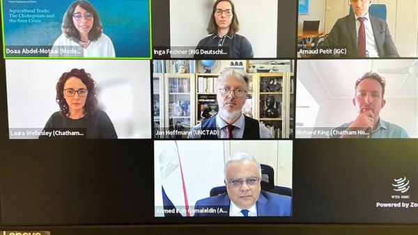 صورة من الاجتماع