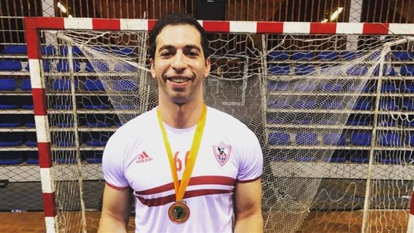 احمد الاحمر