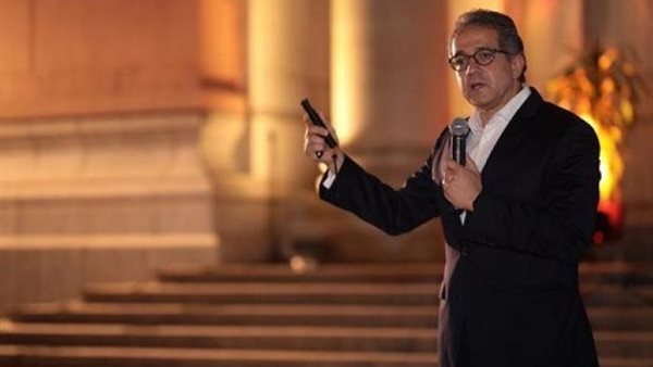 الدكتور خالد العناني