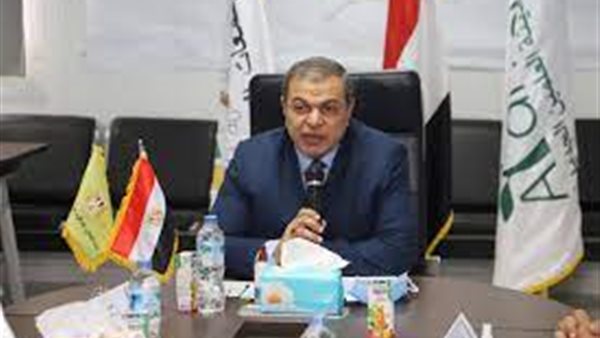 وزير القوى العاملة