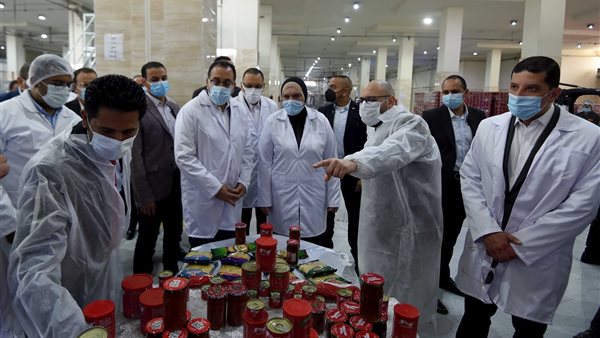 رئيس الوزراء خلال