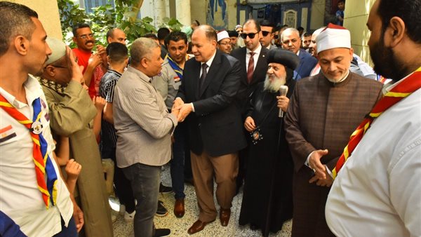 محافظ أسيوط يختتم