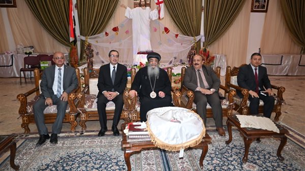 زيارة رئيس جامعة