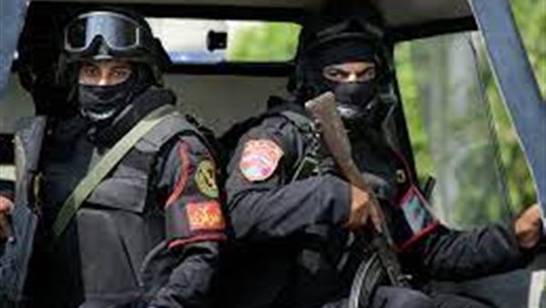 ضبط تشكيل عصابي 