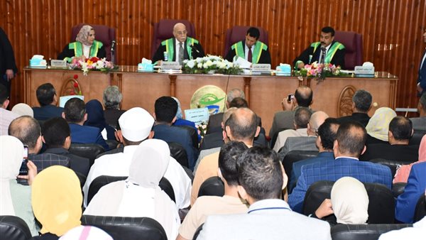 وزير الرياضة بجماعة