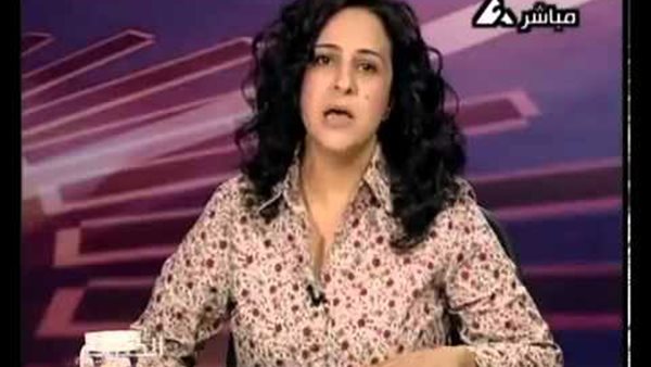 المذيعة هالة فهمي