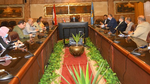 اجتماع محافظ الغربية