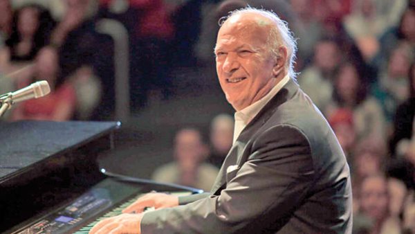 الموسيقار عمر خيرت