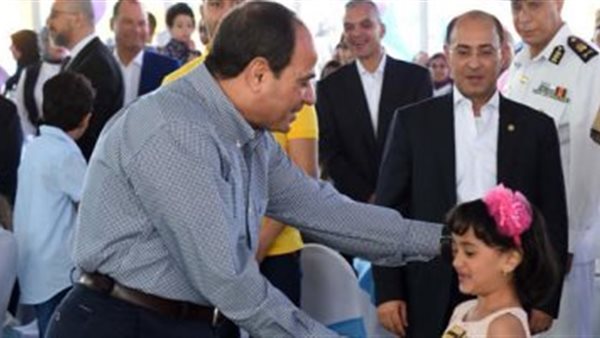 الرئيس السيسي يشهد