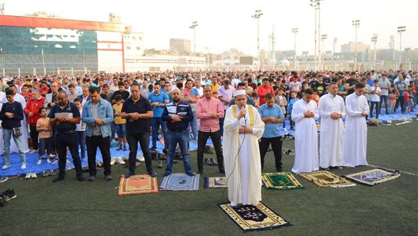 أعضاء الزمالك يؤدون