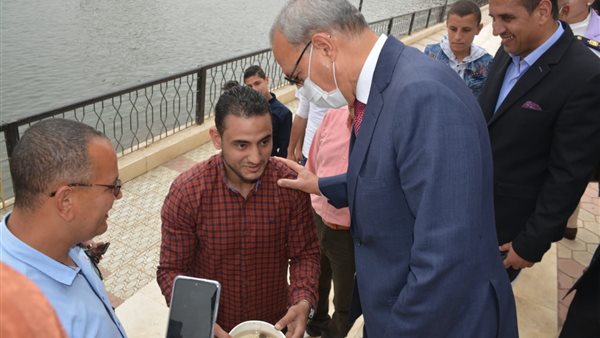 محافظ القليوبية خلال