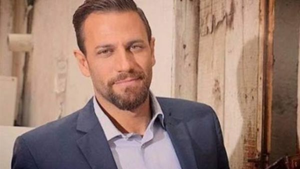 نيكولا معوض