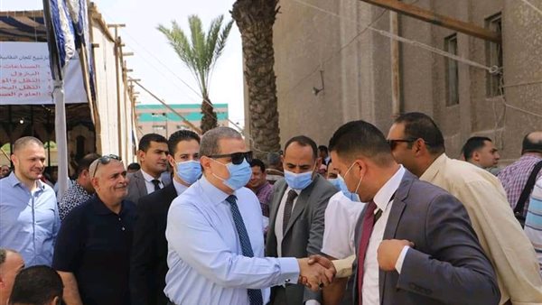 وزير القوي العاملة