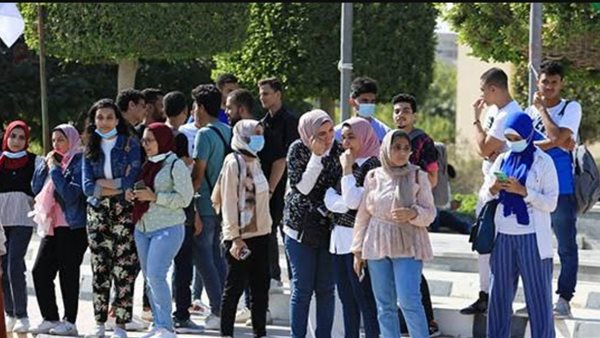 طلاب الجامعات 