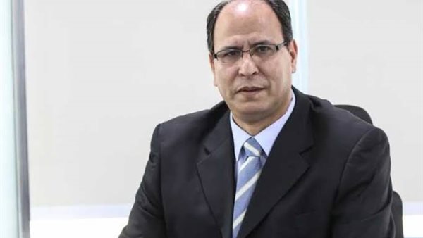 عادل السنهوري 