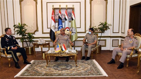 صورة من اللقاء