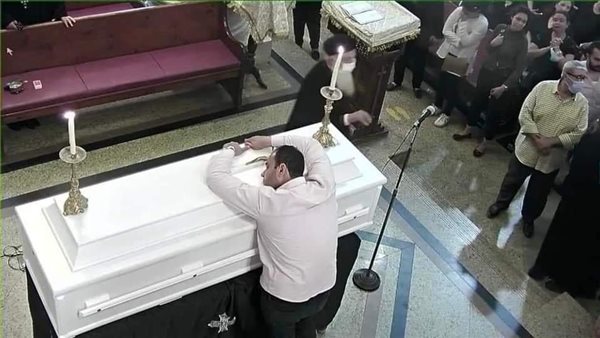 انهيار زوج مارينا