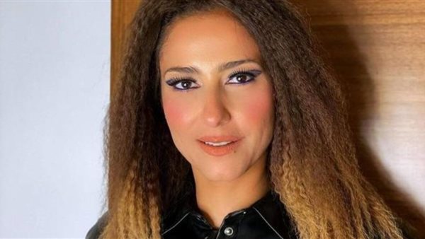 الفناة حنان مطاوع