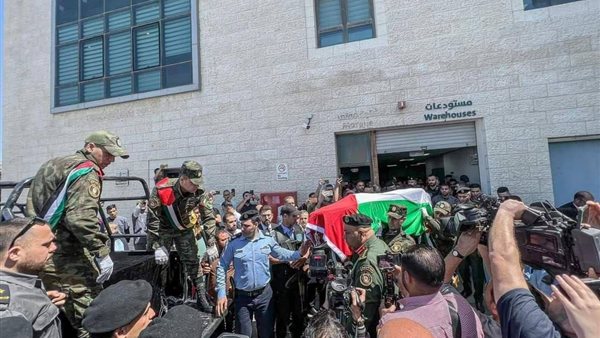 جانب من جنازة شيرين