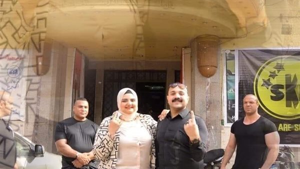 مدرسة الاحياء وزوجها