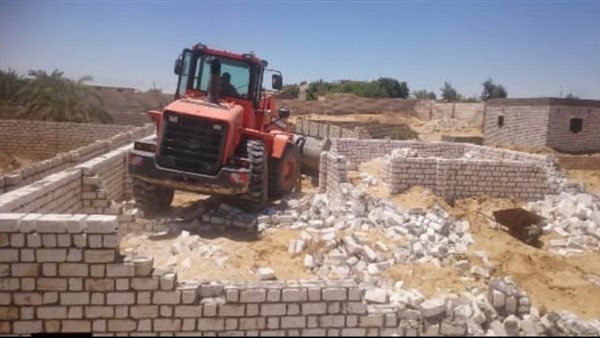 صورة من الهدم