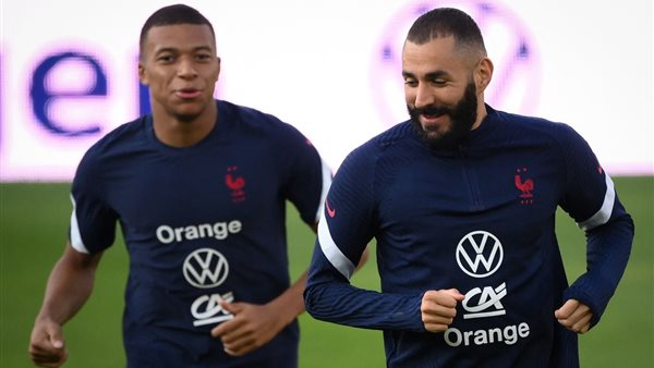 مبابي وبنزيما 