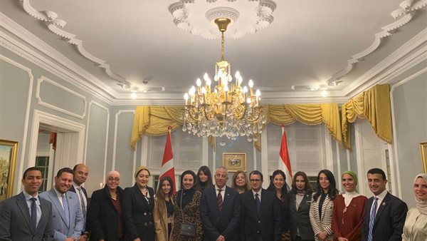 صورة من الوفد