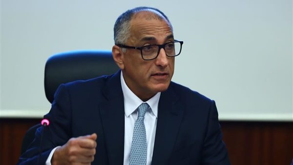 طارق عامر محافظ البنك