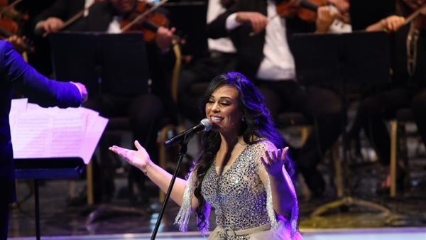 جانب من الحفلات