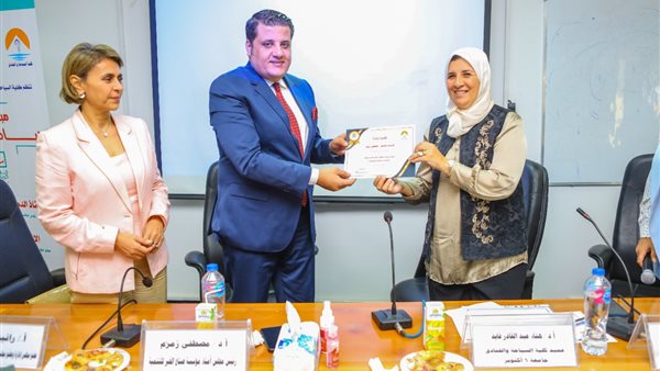 جانب من اللقاء