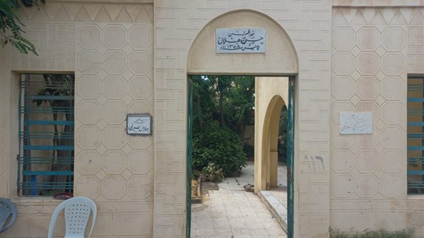 مقابرعائلة الفنان