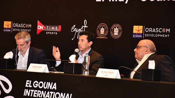 أشرف صبحي وزير الشباب