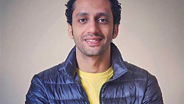 الفنان محمد حاتم