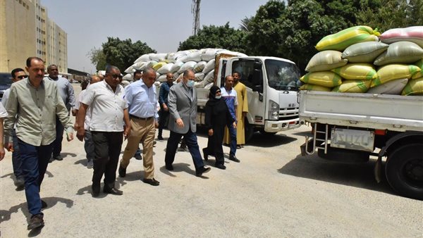 محافظ أسيوط خلال