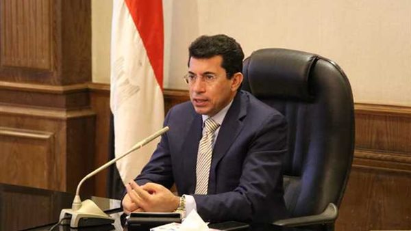 وزير الشباب والرياضة