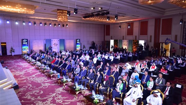 منتدى الشباب العاملين