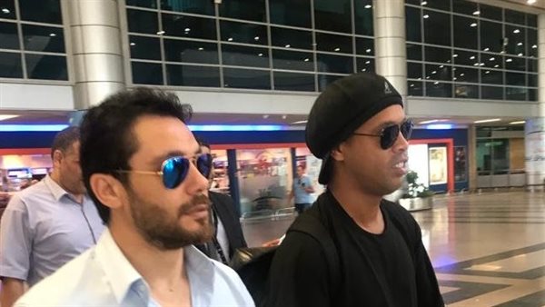 رونالدينيو وأحمد