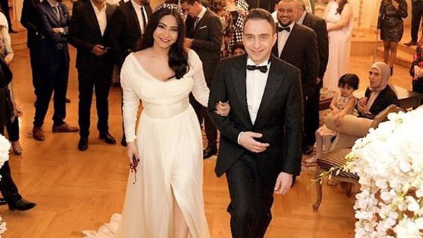 شيرين عبدالوهاب وحسام