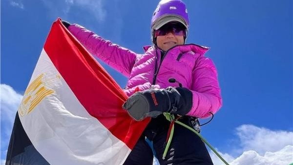 أول امرأة مصرية تتسلق