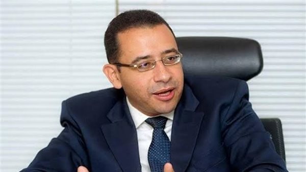 الدكتور عمرو حسن