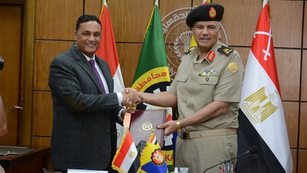 جانب من مراسم التوقيع