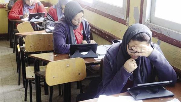 طلاب الصف الثانى