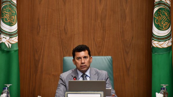 أشرف صبحي وزير الشباب